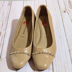 Anne Klein Mimi Flat Wedge in Beige size 7.5